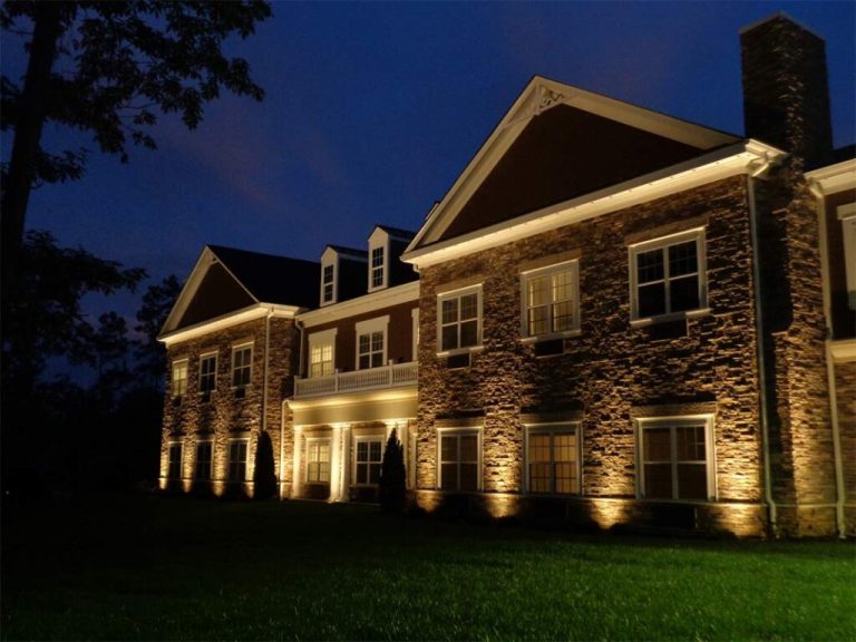 Commercial outdoor lighting installation